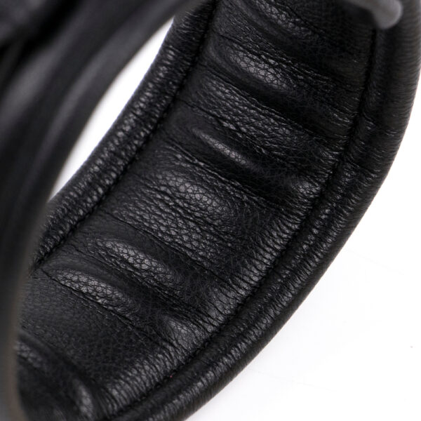 9285-heavy-duty-black-leather-collar-with-metallic-leash-loveshop-paphos 9285-heavy-duty-black-leather-collar-with-metallic-leash-loveshop-paphos