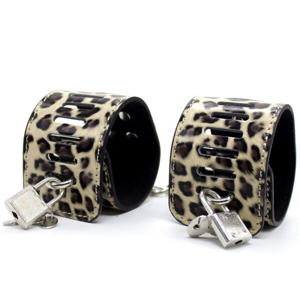 16117-leopard-master-and-slave-bondage-set-with-8-toys-sex-shop-Cyprus 16117-leopard-master-and-slave-bondage-set-with-8-toys-sex-shop-Cyprus