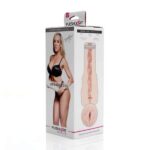 116599-fleshlight-girls-brandi-love-heartthrob-male-masturbator