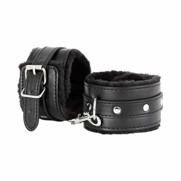 15991-toybox-midnight-seduction-black-bdsm-set-7-accessories-sex-shop-cyprus 15991-toybox-midnight-seduction-black-bdsm-set-7-accessories-sex-shop-cyprus