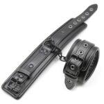 16625-naughty-toys-one-size-leather-adjustable-wrist-cuffs-black-sex-shop-Ayia-Napa-2