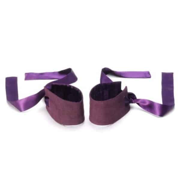 Lelo-Etherea-Silk-Cuffs-loveshop.cy-49056 Lelo-Etherea-Silk-Cuffs-loveshop.cy-49056