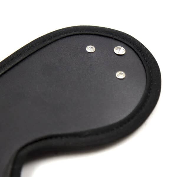 black-satin-soft-padded-blindfold-with-jewelssexshop-Limassol black-satin-soft-padded-blindfold-with-jewelssexshop-Limassol