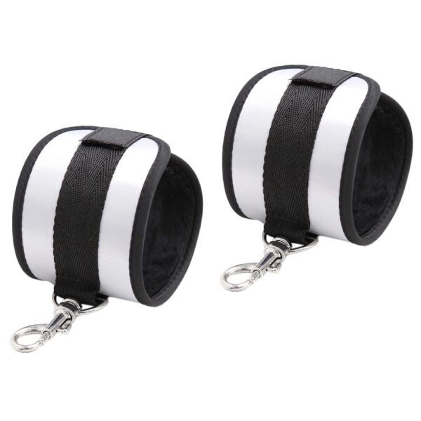 16079-naughty-toys-door-swing-hand-cuff-restraints-sexshop-nicosia 16079-naughty-toys-door-swing-hand-cuff-restraints-sexshop-nicosia