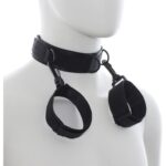 24617-naughty-toys-nylon-collar-with-wrist-restraints-1