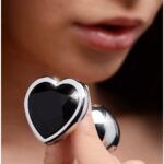 17425-small-heart-base-metal-butt-plug-with-black-jewel-7-x-2-8-cm-sexshop-Omonias