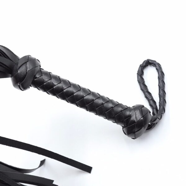 11151-naughty-toys-hand-weaving-black-leather-bondage-flogger-75-cm-sexshop-cy 11151-naughty-toys-hand-weaving-black-leather-bondage-flogger-75-cm-sexshop-cy