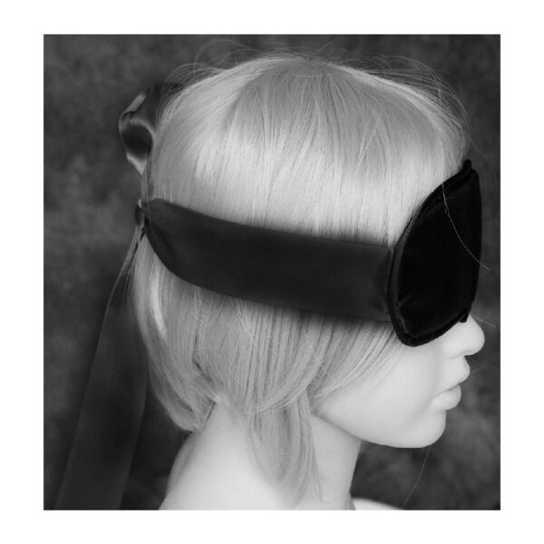 16207-naughty-toys-padded-blindfold-with-soft-velour-ribbon-black-sexshopcy