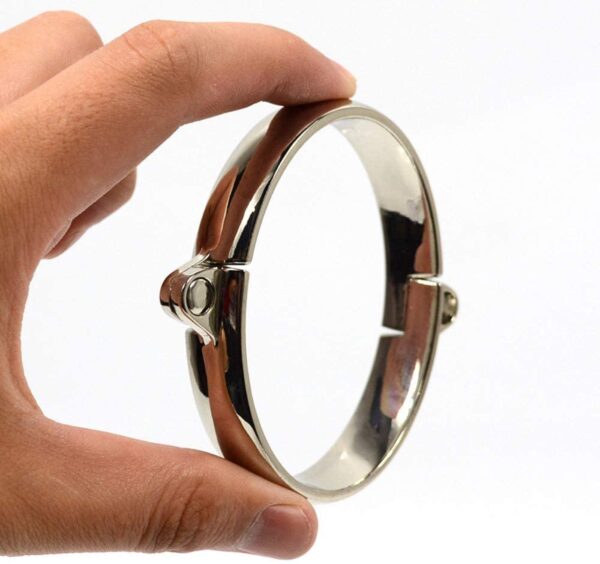 large-metal-handcuffs-or-ankle-cuffs-with-paddlocks-8x63-cm-sexshop-nicosia large-metal-handcuffs-or-ankle-cuffs-with-paddlocks-8x63-cm-sexshop-nicosia