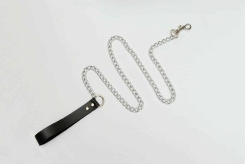 Heavy-duty-Black-leather-Collar-with-metallic-Leash-88763